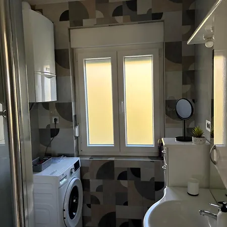 Modern With Private Garden In Apartament
